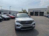 Used 2020 Ford Explorer XLT w/ Equipment Group 202A image 2