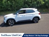 Used 2022 Hyundai Venue SEL image 3
