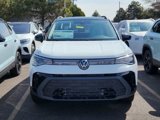 New 2025 Volkswagen Taos SE image 2