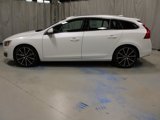 Used 2017 Volvo V60 T5 Premier w/ Convenience Package image 5