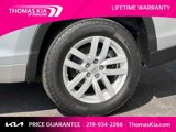 Used 2015 Toyota Highlander LE image 3