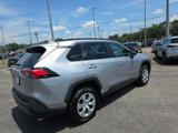 Used 2021 Toyota RAV4 LE image 4