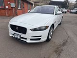 Used 2017 Jaguar XE image 3