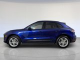 Certified 2024 Porsche Macan image 2