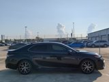 Used 2021 Toyota Camry SE image 2