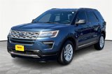 Used 2018 Ford Explorer XLT image 2