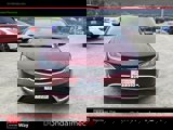 Used 2015 Chrysler 200 Limited w/ Convenience Group image 2