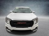 Used 2024 GMC Terrain SLE image 2