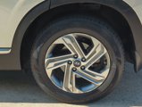 Used 2021 Hyundai Santa Fe SEL w/ Convenience Package image 2