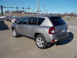 Used 2016 Jeep Compass Latitude image 4