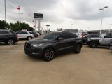 Used 2019 Lincoln MKC Premiere image 2