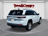 Certified 2023 Jeep Grand Cherokee Limited w/ Luxury Tech Group II image 4