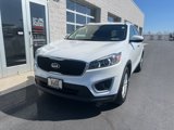 Used 2017 Kia Sorento LX w/ LX Convenience Package image 2