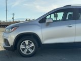 Used 2019 Chevrolet Trax LT w/ LT Convenience Package image 2