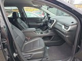 Certified 2023 GMC Acadia SLT image 4