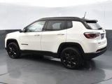 Used 2020 Jeep Compass Latitude image 2