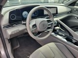 Certified 2023 Hyundai Elantra SEL w/ Convenience Package image 3