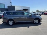 Used 2022 Chrysler Voyager LX image 4