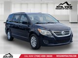 Used 2014 Volkswagen Routan SE image 2