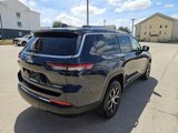 Used 2023 Jeep Grand Cherokee L Limited image 5