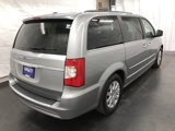 Used 2016 Chrysler Town & Country Touring w/ Driver Convenience Group image 4