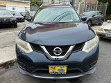 Used 2016 Nissan Rogue SV image 2