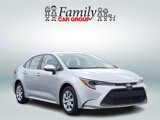Used 2022 Toyota Corolla LE image 2