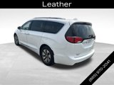 Used 2018 Chrysler Pacifica Limited w/ Advanced Safetytec Group image 3