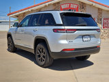 Used 2024 Jeep Grand Cherokee Altitude image 2