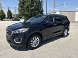 Used 2017 Kia Sorento LX image 4