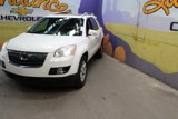 Used 2008 Saturn Outlook XR w/ Premium Trim Package image 2