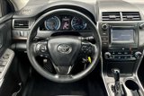 Used 2016 Toyota Camry LE image 5