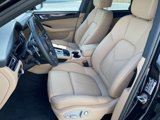 Certified 2025 Porsche Macan image 5
