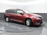 Used 2018 Chrysler Pacifica Touring-L Plus w/ Advanced Safetytec Group image 4