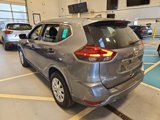 Used 2018 Nissan Rogue S image 3