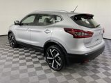 Used 2020 Nissan Rogue Sport SL w/ Premium Package image 4