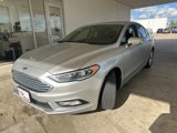 Used 2017 Ford Fusion SE w/ Fusion SE Technology Package image 3