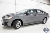 Used 2019 Ford Fusion SE image 3