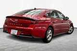 Used 2022 Hyundai Sonata SE image 2