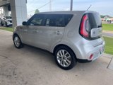 Used 2019 Kia Soul + image 5