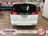 Used 2022 Chrysler Voyager LX image 4