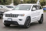 Used 2022 Jeep Grand Cherokee Laredo X image 3