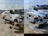 Used 2017 Nissan Titan SV image 4