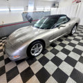 Used 2000 Chevrolet Corvette Convertible w/ Performance Handling Pkg image 2