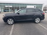 Certified 2021 Volkswagen Atlas SE image 4