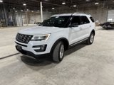 Used 2016 Ford Explorer XLT image 3