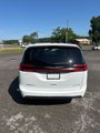 Used 2023 Chrysler Pacifica Limited image 6