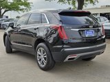 Used 2021 Cadillac XT5 Premium Luxury image 3