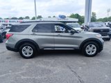 Used 2020 Ford Explorer XLT image 3