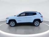 New 2025 Jeep Compass Latitude image 5